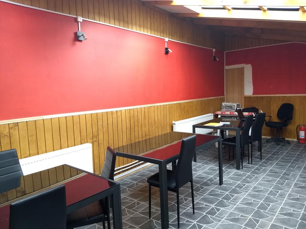 Carfran Patagonia Hostel プエルト・ナタレス エクステリア 写真
