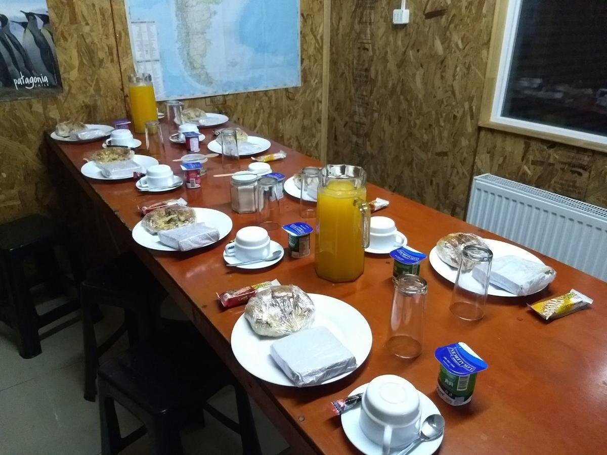 Carfran Patagonia Hostel プエルト・ナタレス エクステリア 写真